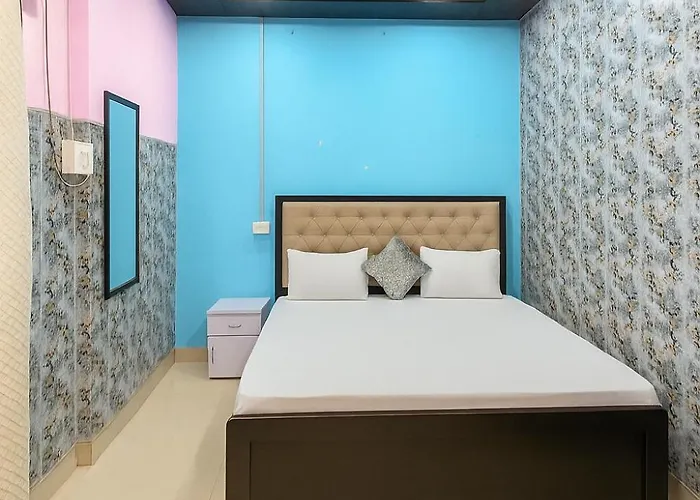 Hotel The Rainbo Premium Residency Near Kashi Vishwanath Temple - Assi Ghat &Ganga River - Fully Air Conditioning - Free Wi-Fi & Room Service - Best Premium Hotel